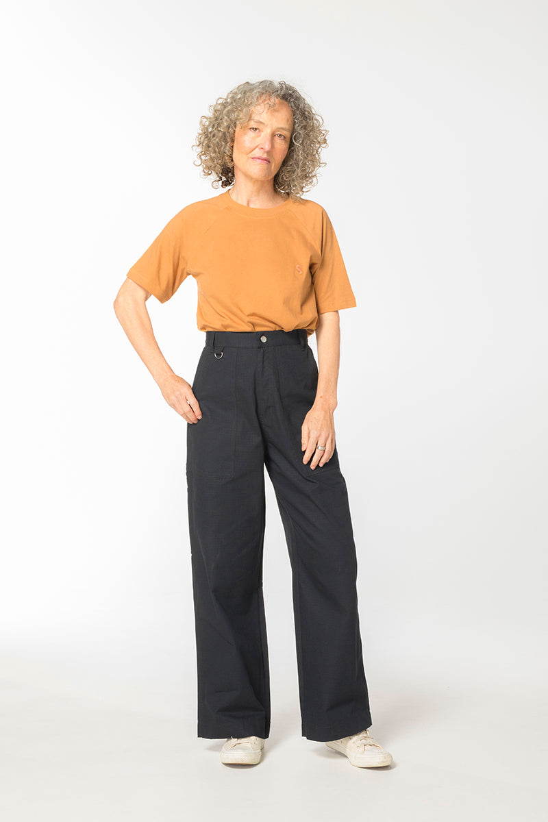 All Workers Tee - Leather