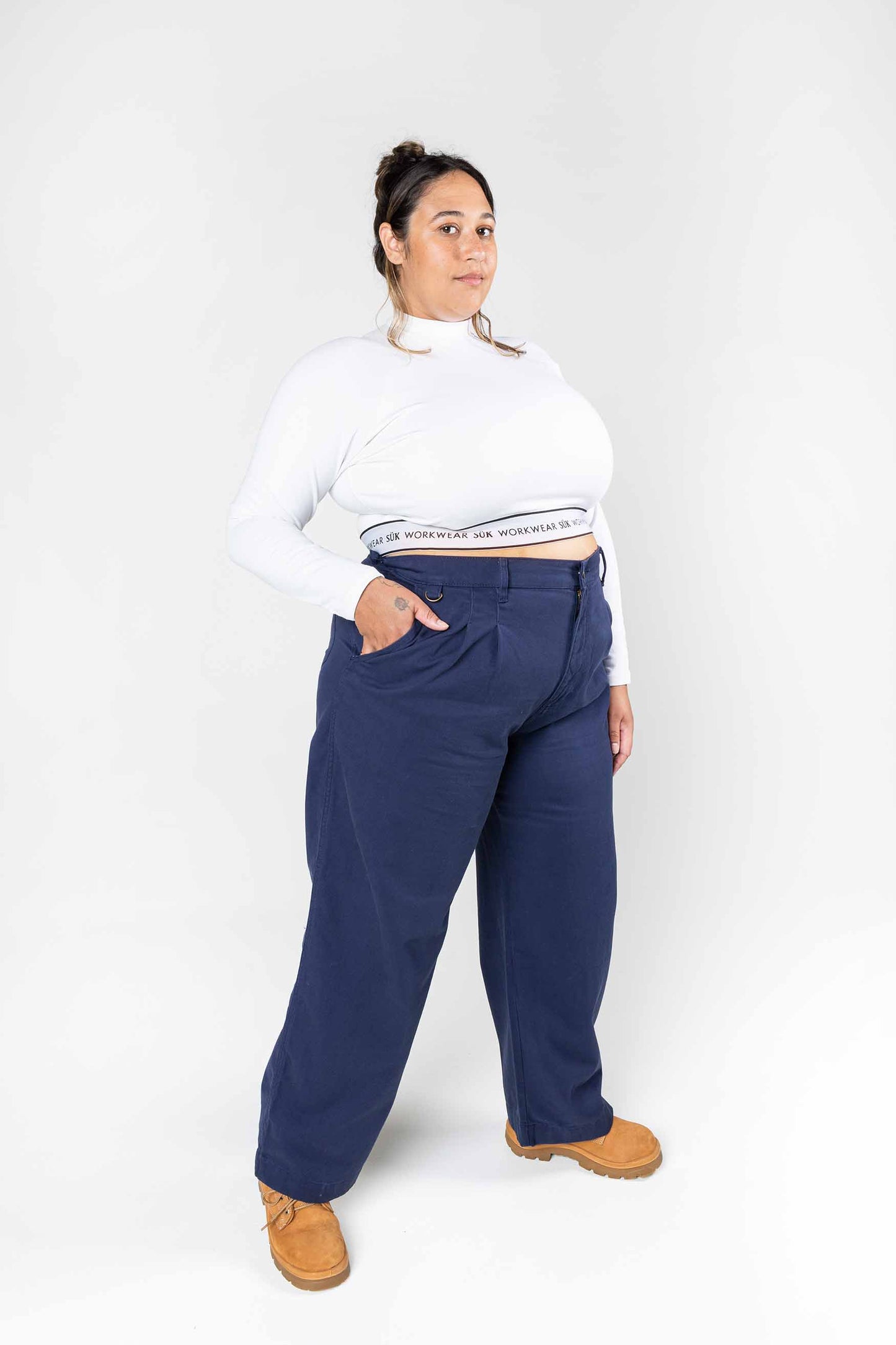 Long Sleeve Crop Top - Black