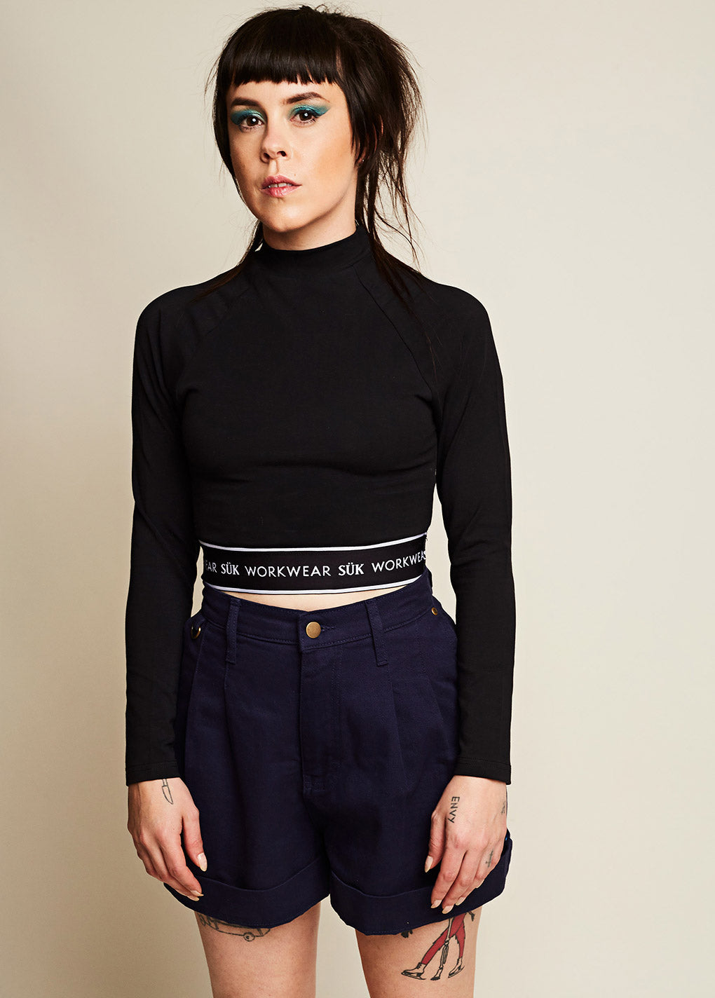Long Sleeve Crop Top - Black
